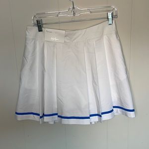 NWT Pleated White Golf Skort Lady Hagen Size M 16”